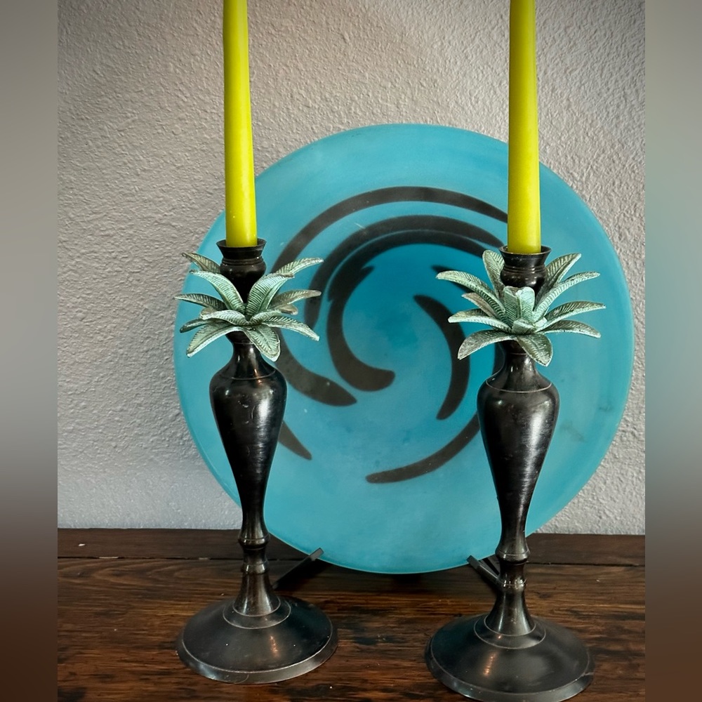 Palm Tree Candlesticks w/Verde Leaves - Gorgeous for that tropical 🌴 look! 🌴 - Picture 3 of 5